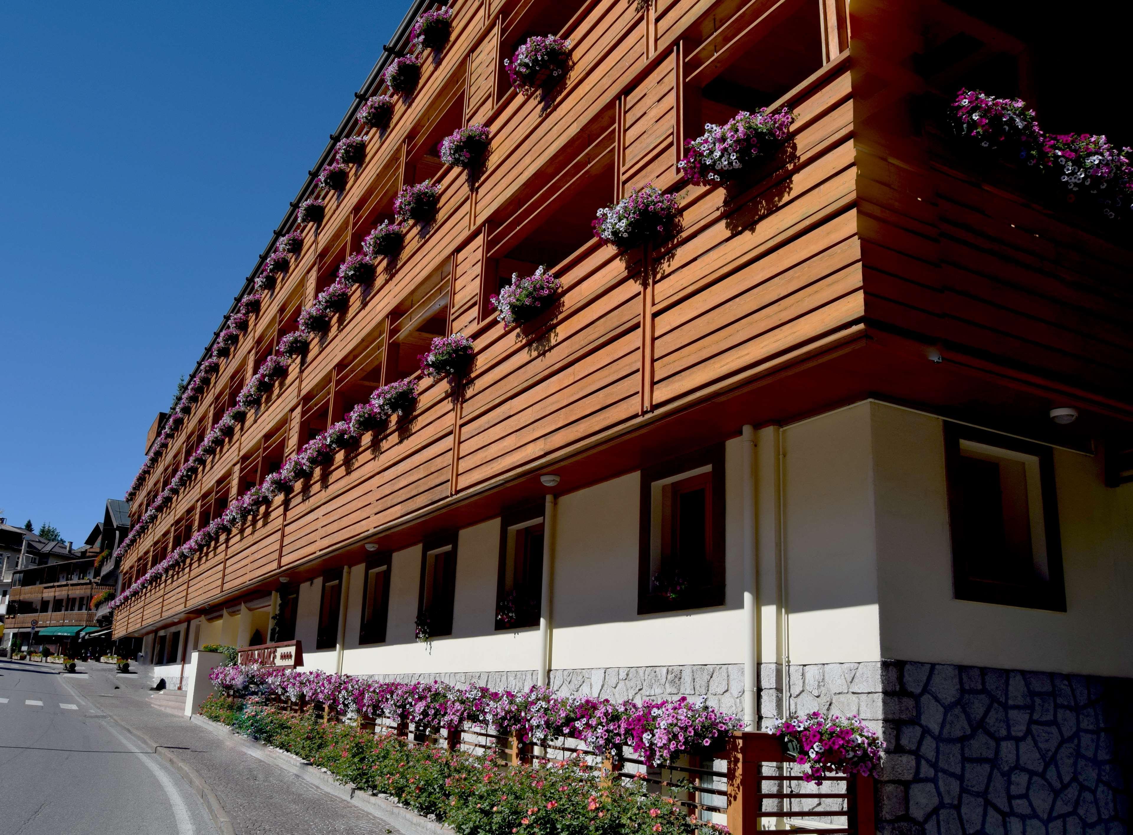 Radisson Residences Savoia Palace Κορτίνα Ντ' Αμπέτσο Εξωτερικό φωτογραφία